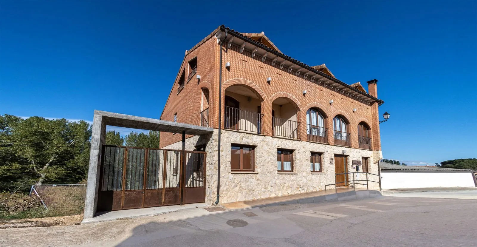 Exterior de La Casona de Vadocondes